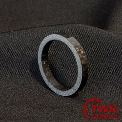 Podkładka karbonowa 5 mm.